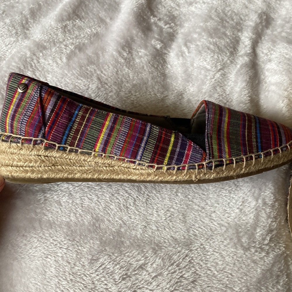 LifeStride espadrilles with 1” wedge / multi-colored - Size 8.5 - Picture 6 of 16